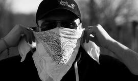 Ar tikslinga dėvėti namuose pasiūtą kaukę?