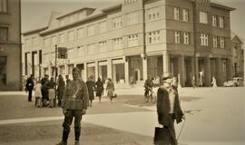 Klaipėdos akvarelės: namai ir žmonės (617)