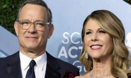Koronavirusu užsikrėtę T. Hanksas su žmona sugrįžo į Ameriką: būklė pagerėjo
