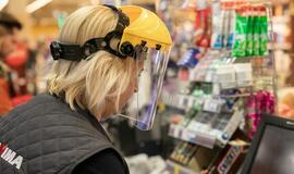 „Maximos“ darbuotojams - apsauginiai skydeliai