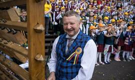 Pasitinkant Kovo 11-ąją – skrabalų muzika