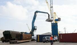 Apie naują keltų liniją ir butelio kakliiuką