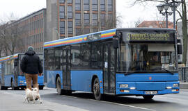 Policija ir aplinkosaugininkai ragins vairuotojus persėsti į viešąjį transportą