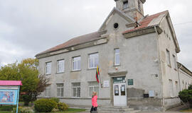 Melnragės bibliotekai vėl žadamas atgimimas