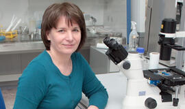 Mokslininkė – apie pandemijos pabaigą, vakcinas ir vaistus