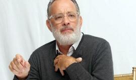 Tomas Hanksas parašė laišką patyčių sulaukiančiam berniukui, vardu Corona