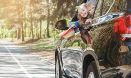 Estijoje sustabdytas šešiavietis automobilis su 29 keleiviais