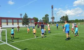 Futbolo šventė, Klaipėdos derbis ir šou programa