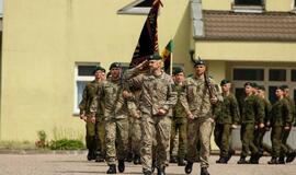 Dragūnų batalione į atsargą išlydėti kariai