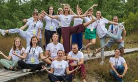 Rugpjūčio 8-9 d. Šventojoje įvyks nemokamas sveikatingumo ir meno festivalis „1000 saulių“