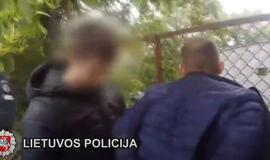 Išaiškinti penki organizuotoje grupėje sukčiavę asmenys