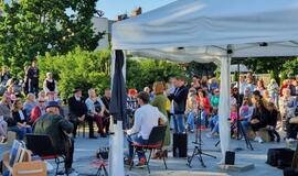 Liepos 6 d. Karlskronos skveras ir Liepų g.