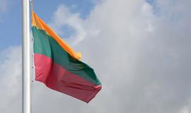 Piliavietėje iškilmingai pakelta valstybės vėliava