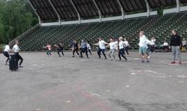 Gamtos ir sporto mylėtojai švarino Vasaros estrados apylinkes