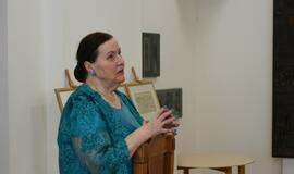 Atidaryta jubiliejinė Sofijos Kanaverskytės dekoratyvinių vėliavų paroda