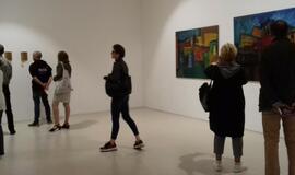 Lankytojams pristatyta paroda „Vakarų vėjai’20: (Ne)priklausomi“