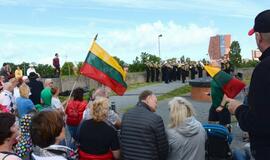 Piliavietėje iškilmingai pakelta valstybės vėliava