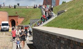 Piliavietėje iškilmingai pakelta valstybės vėliava