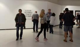 Lankytojams pristatyta paroda „Vakarų vėjai’20: (Ne)priklausomi“