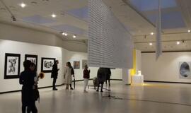 Lankytojams pristatyta paroda „Vakarų vėjai’20: (Ne)priklausomi“