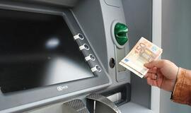 Trečdalio žmonių finansinė padėtis dėl koronaviruso pablogėjo