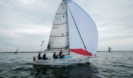 Antrajame „Kuršių marių regatos“ etape 53 įgulos tapo vėjo įkaitais