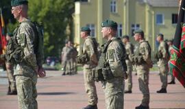 Iškilmingai pagerbė vėliavą