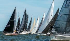 Trečiasis „Kuršių marių regatos“ etapas išprovokavo įgulas agresyviai sportinei kovai