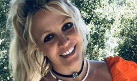 Teismas paliko B. Spears jos tėvo globai iki 2021 m. vasario