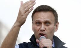 A. Navalno komanda teigia, kad jis buvo apnuodytas viešbučio kambaryje, o ne oro uoste