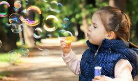 Pagal vaikų gerovės rodiklius Lietuva užima 33-ą vietą