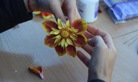 „Kaip gimsta gėlės"