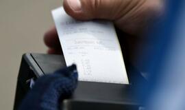 CO kiekiai automobilių išmetamosiose dujose