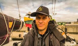 Išskirtinė dvikova Baltijos jūroje: Lietuvos „Ambersail 2“ susirungs su identiška „Sailing Poland“ jachta