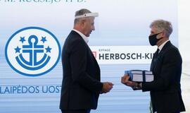 Duotas oficialus startas rekonstruoti bangolaužius