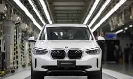 BMW pradėjo masinę elektrinio „BMW iX3“ visureigio gamybą