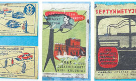 Kai buvo draudžiama važiuoti virš traukinių