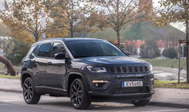 Klaipėdoje pristatomas hibridinis „Jeep Compass“