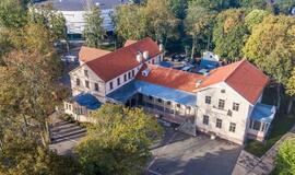 Palangai grąžinta jos karūna