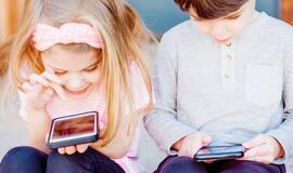 Aštrėja tėvų ir vaikų kova dėl išmaniųjų prietaisų