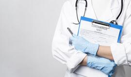 Gydytojas gali anksčiau nutraukti koronavirusu sergančio paciento izoliaciją