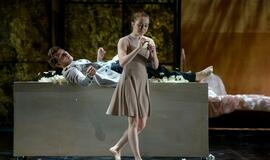 „Fausto" premjerai - virtualūs plojimai