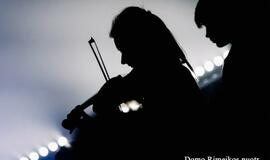 „Dėlionė orkestrui VII: solissimo“