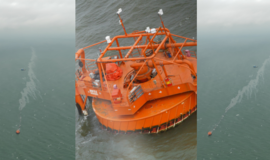 Iš Būtingės terminalo ištekėjusi nafta išsisklaidė