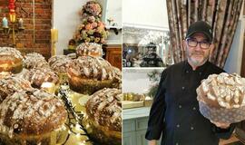 Italas klaipėdiečius sužavėjo Kalėdų pyragu