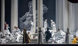 Muzikinio teatro jubiliejiniai metai pažymėti skirtingų istorinių laikmečių premjeromis