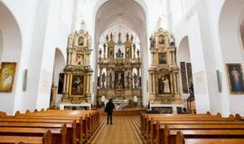 Naujas židinys Kretingoje: COVID-19 susirgo vienuoliai ir bažnyčios darbuotojai