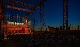 Aivaras Tarvydas apsigyveno teatre, bet neišsižadėjo šeimos