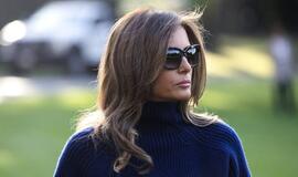 Atsisveikindama Melania Trump ragina jausti aistrą, bet nesiimti smurto