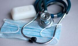 Patvirtintų COVID-19 atvejų skaičius vėl perkopė 2 tūkst.